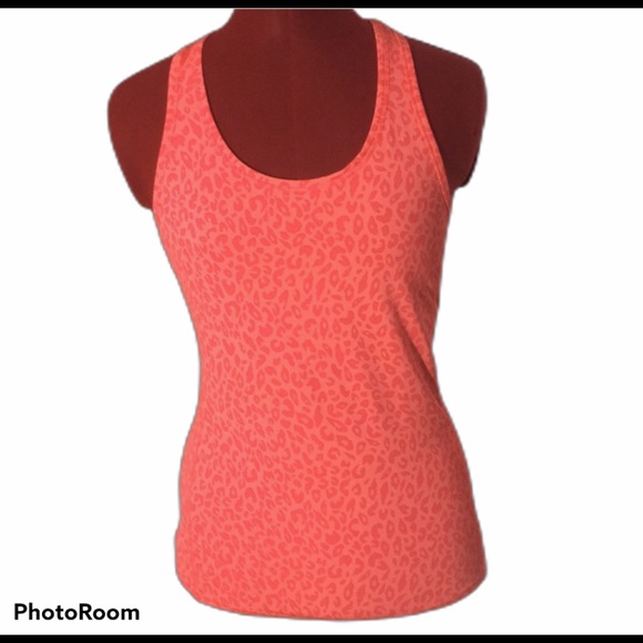 H&M Tops - NWOT H&M Cheetah Workout Tank